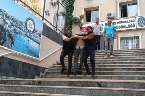 Ek bilgi ve fotoğrafla Cumhurbaşkanı Erdoğanın sesini taklit ederek dolandırıcılık yapmaya çalışan şüpheli tutuklandı