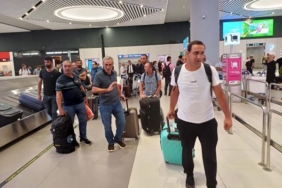 Ek fotoğrafNijerdeki Türk vatandaşları THY uçağıyla Türkiyeye getirildi