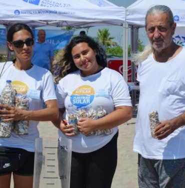 EKAD Başkanı Canpolat Haftada kredi kartı büyüklüğünde mikroplastik yiyoruz