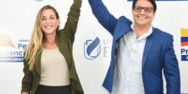 Ekvador devlet başkanı adayı, suikasta uğradı 15 Ekvador devlet başkanı adayı suikasta uğradı