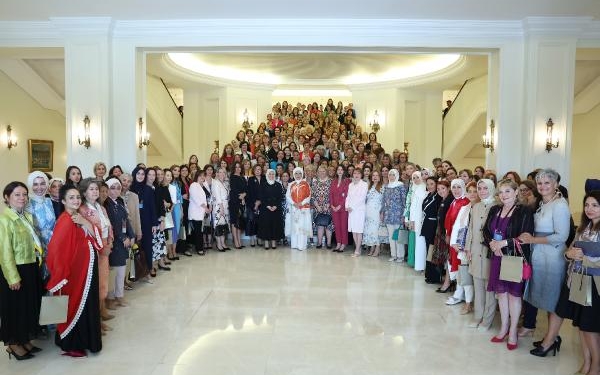 Emine Erdoğan Türkiye dünyanın vicdanı olmaya devam edecek