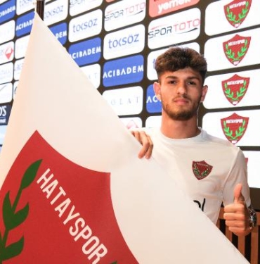 Engin Can Aksoy 4 yıl daha Atakaş Hataysporda