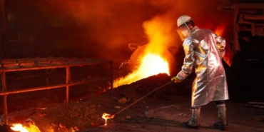 Erdemir’in 1 No’lu yüksek fırını 'Ayşe', 50 bininci dökümünü gerçekleştirdi 24 Erdemirin 1 Nolu yüksek fırını Ayşe 50 bininci dökümünü gerçekleştirdi