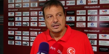 Ergin Ataman Seyircinin de desteğiyle galibiyet serisine devam edeceğimizi düşünüyorum