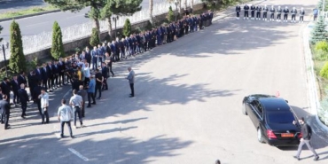 Erzurum'a atanan Vali Çiftçi, görevine başladı 10 Erzuruma atanan Vali Çiftçi görevine başladı