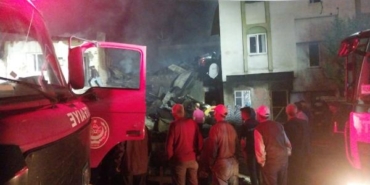 Erzurum'da bir evde çıkan yangında alevlerin sıçradığı 7 ev ve 8 ahır kül oldu (2)