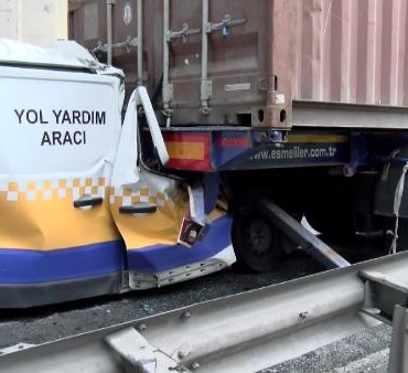 Esenyurt TEM bağlantı yolunda kaza