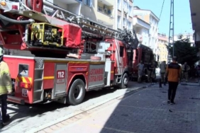 Esenyurtta 4 katta başlayan yangın üst kata sıçradı