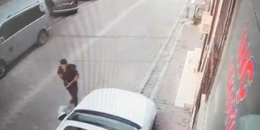 Esenyurt'ta hayalet ekran hırsızını bekçi yakaladı 19 Esenyurtta hayalet ekran hırsızını bekçi yakaladı