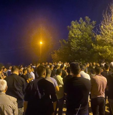 Eski bakan Kutbettin Arzunun cenazesi Diyarbakırda toprağa verildi