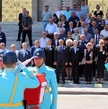 Eski milletvekili Pürdeloğlu için Meclis'te tören 2 Eski milletvekili Pürdeloğlu için Meclis'te tören