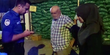 Eve geç geldiği için kendisini uyaran babasını bıçakladı 14 Eve geç geldiği için kendisini uyaran babasını bıçakladı