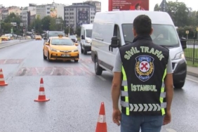 Fatihte taksicilere taksimetre ve emniyet kemeri denetimi