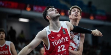 Fenerbahçe Beko Yiğit Hamza Mestoğlunu kadrosuna kattı