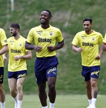 Fenerbahçe Samsunspor maçı hazırlıklarına Slovenyada başladı