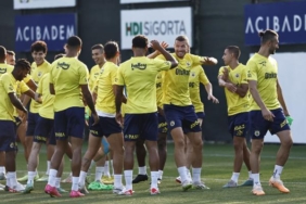 Fenerbahçe Samsunspor mesaisine devam etti