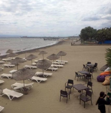 Fırtınanın etkili olduğu Şarköyde denize girmeyin anonsu