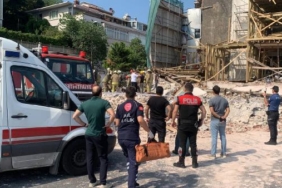 Fotoğraflar Kuruçeşmede çökme itfaiye 1 kişiyi arıyor