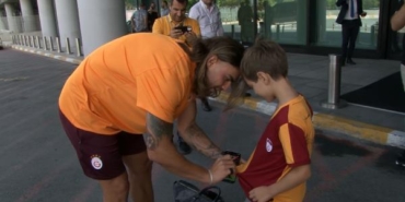 Galatasaray kafilesi Slovenyaya gitti