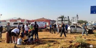 Gaziantep’te otomobil şarampole devrildi: 7 yaralı 35 Gaziantepte otomobil şarampole devrildi 7 yaralı