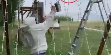 Gelin ve damatların fotoğraf çektirdiği platoyu arılar bastı 13 Gelin ve damatların fotoğraf çektirdiği platoyu arılar bastı