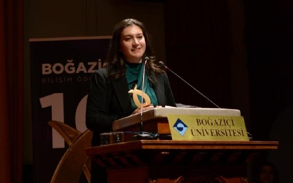 Genç mezunlardan üniversite tercihi yapacak adaylara öneriler