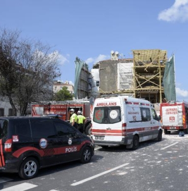 Geniş haber Kuruçeşmede restorasyon çalışmalarında 4 katlı bina çöktü 1 ölü 1 yaralı