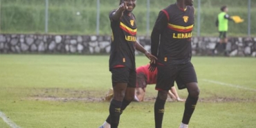 Göztepede 11 yabancıya lisans