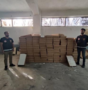 Gümrük muhafazadan İstanbulda kaçak sigara operasyonu
