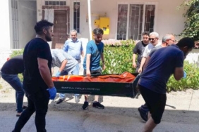 Haber alınamıyordu evinde ölü bulundu