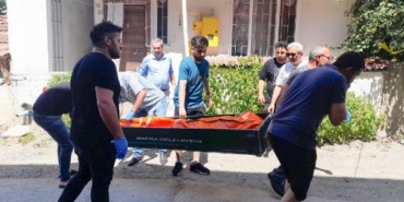 Haber alınamıyordu evinde ölü bulundu