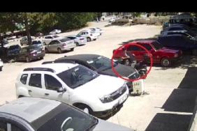 Hastane otoparkından motosiklet hırsızlığı kamerada