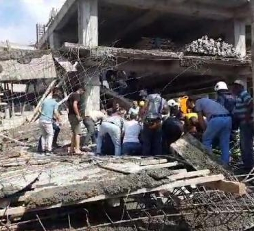 Hatay'da inşaatta çökme: 4 yaralı 9 Hatayda inşaatta çökme 4 yaralı