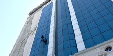 Hayatı bir ipin ucunda; günde en az 2 bin lira kazanıyor 33 Hayatı bir ipin ucunda günde en az 2 bin lira kazanıyor