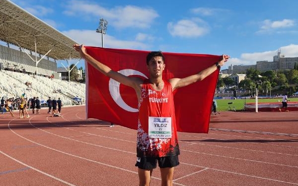 Hayrettin Yıldızdan 20 Yaş Altı Avrupa Atletizm Şampiyonasında gümüş madalya