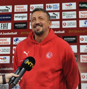 Hidayet Türkoğlu Halkımız milli takımımızı yalnız bırakmayacaktır
