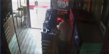 Hırsızlık için girdiği lokantada yemek yapıp, yedi; ayranını da eksik etmemiş 9 Hırsızlık için girdiği lokantada yemek yapıp yedi ayranını da eksik etmemiş