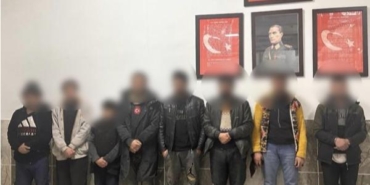 Iğdırda 13 göçmen kaçakçısı tutuklandı