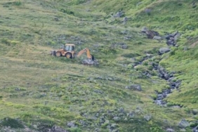 İkizdere Belediye Başkanı definecilere seslendi: Burada kamyonla altın filan yok 31 İkizdere Belediye Başkanı definecilere seslendi Burada kamyonla altın filan yok