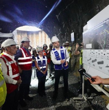İmamoğlu İstanbulun batısına ilk metronun erişimi başlıyor