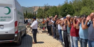 İslahiyede deprem sonrası ulaşılamayan Yunus Emrenin Adanada defnedildiği ortaya çıktı