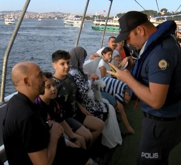 İstanbul polisinden tur ve eğlence teknelerine İstanbul Huzur denetimi