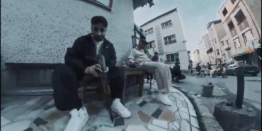 İstanbul'da rapçilere operasyon: 3 gözaltı gözaltında 2 İstanbulda rapçilere operasyon 3 gözaltı gözaltında