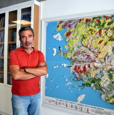 İzmir metropolünün yeni inşaatları taşıyacak gücü yok