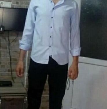 İzmir'de TIR'a çarpan motosikletteki 2 belediye çalışanı öldü 2 İzmirde TIRa çarpan motosikletteki 2 belediye çalışanı öldü