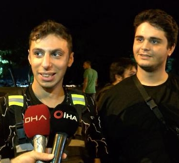 Kadıköyde tek teker üzerinde giden motosikletli polise yakalandı