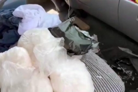 Kamyondaki valizden 6 kilo metamfetamin, 1 kilo kokain çıktı 3 Kamyondaki valizden 6 kilo metamfetamin 1 kilo kokain çıktı