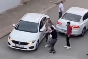 Kavgaya müdahale eden mahalleliyi bıçaklayan şüpheli: Ayırmaya gelip bize saldırdılar 24 Kavgaya müdahale eden mahalleliyi bıçaklayan şüpheli Ayırmaya gelip bize saldırdılar