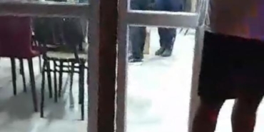 Kavgayı ayırmak isterken bıçaklanarak öldürüldü 24 Kavgayı ayırmak isterken bıçaklanarak öldürüldü