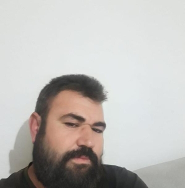 Kayınbiraderlerini ağabeyini darbettikleri için öldürmüş